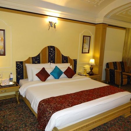 Hotel Babylon International Rāipur Exterior foto