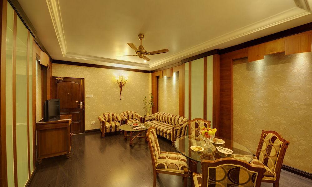Hotel Babylon International Rāipur Exterior foto
