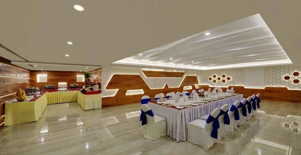 Hotel Babylon International Rāipur Exterior foto
